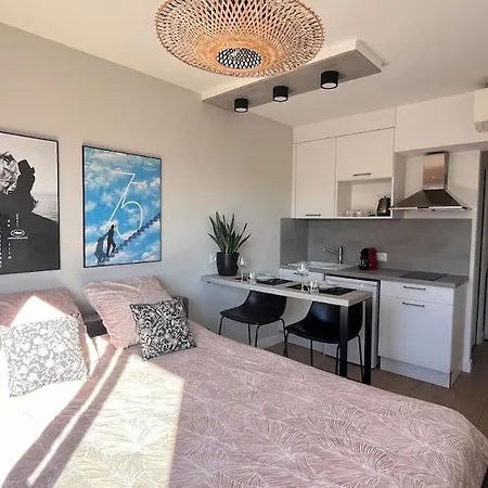 3etoiles A 10 Min Du Centre - Calme Апартаменты Канны